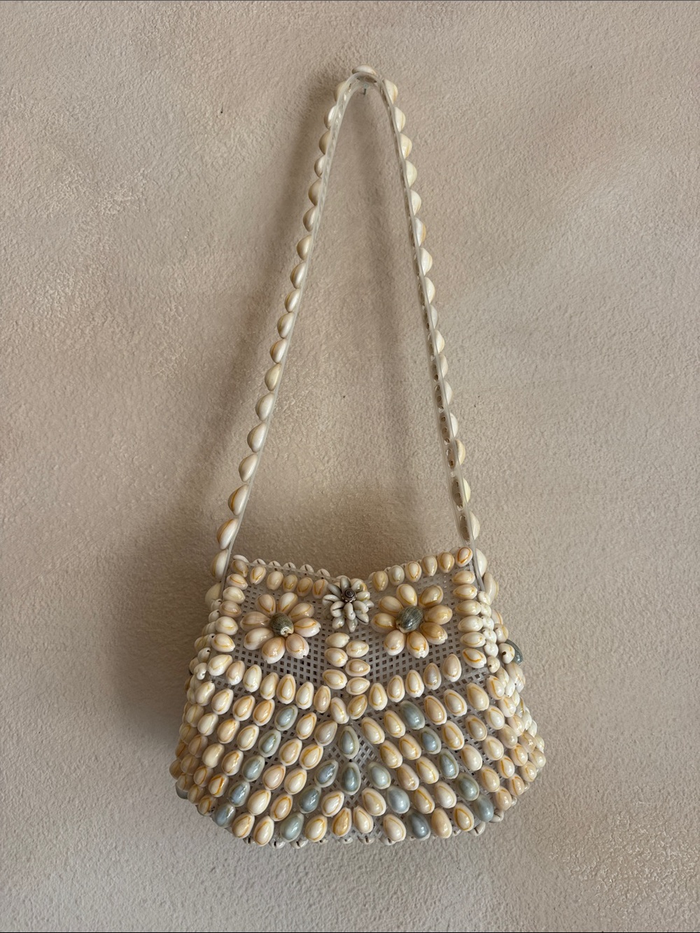 Handcrafted Shell-Embellished Shoulder Bag - Cream